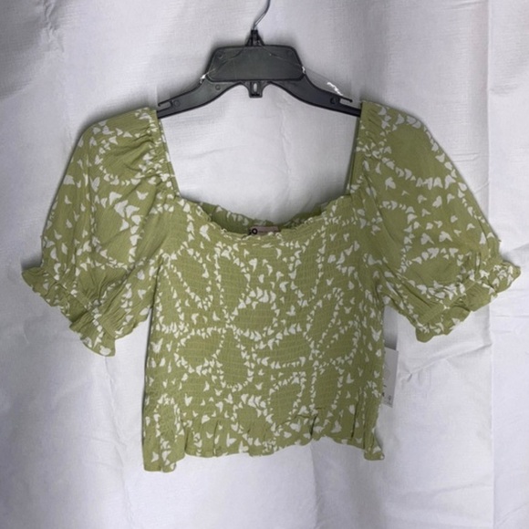 SO Tops - SO Green Smocked Peasant Sleeve Crop Top Large Green Cottagecore